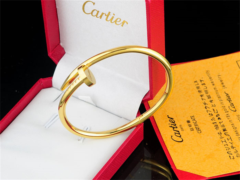 Cartier Bracelet 024